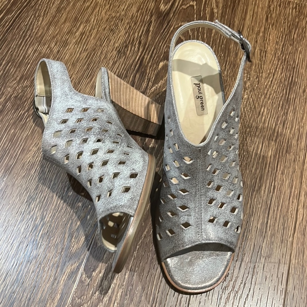 Paul green silver shoe